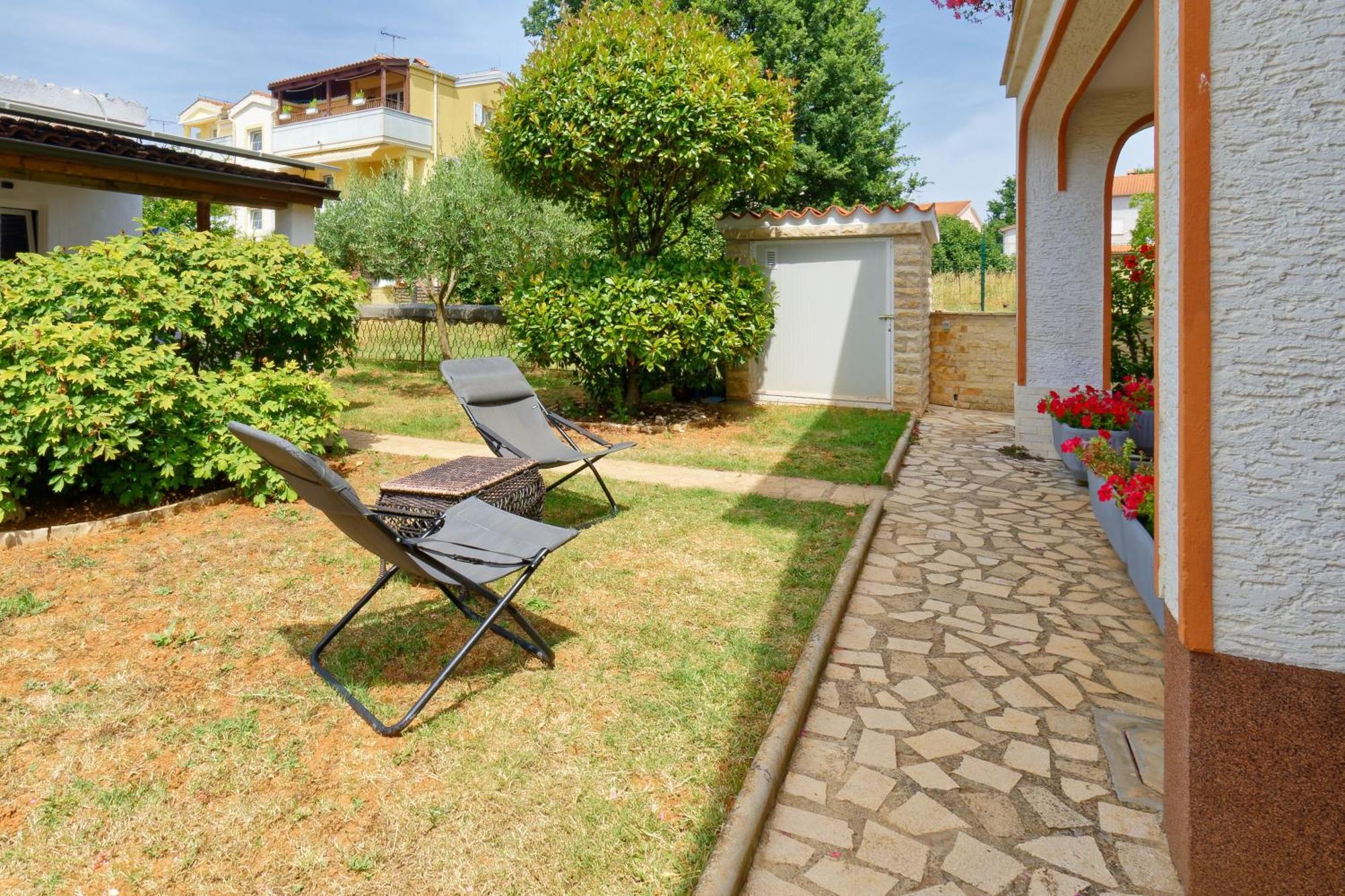 Apartments Exotica By Rent Istria Funtana Exterior photo