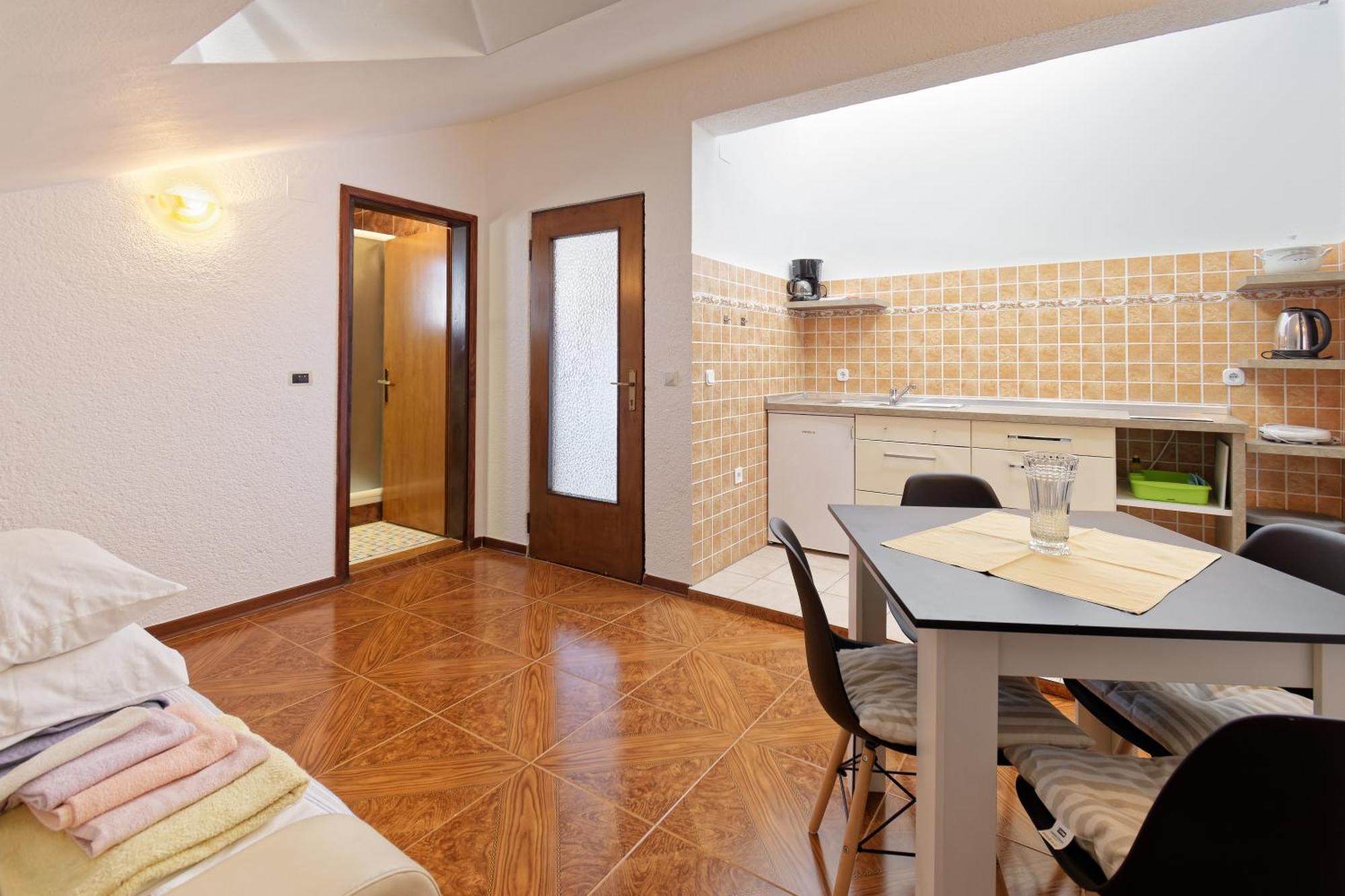 Apartments Exotica By Rent Istria Funtana Exterior photo