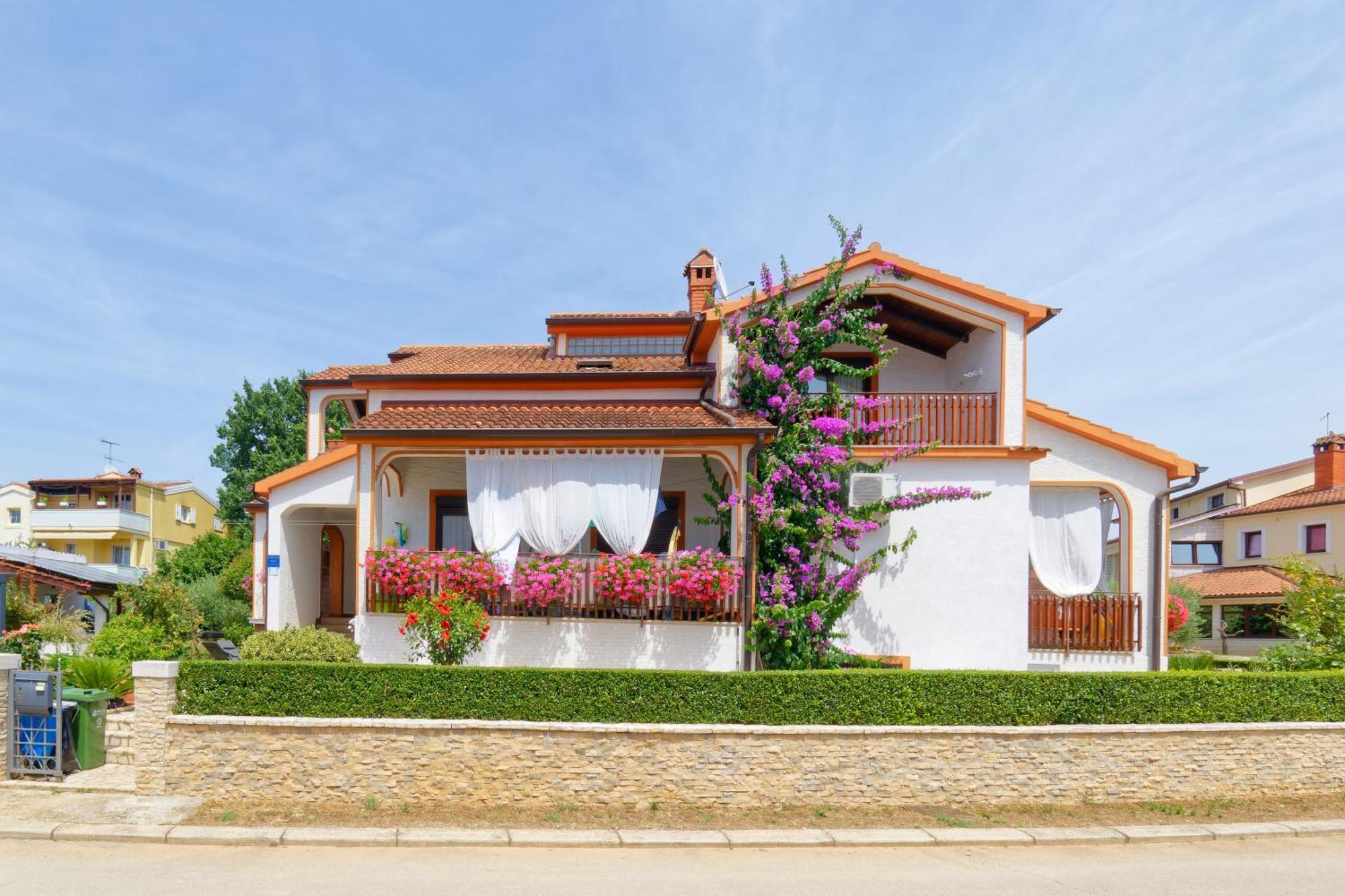 Apartments Exotica By Rent Istria Funtana Exterior photo